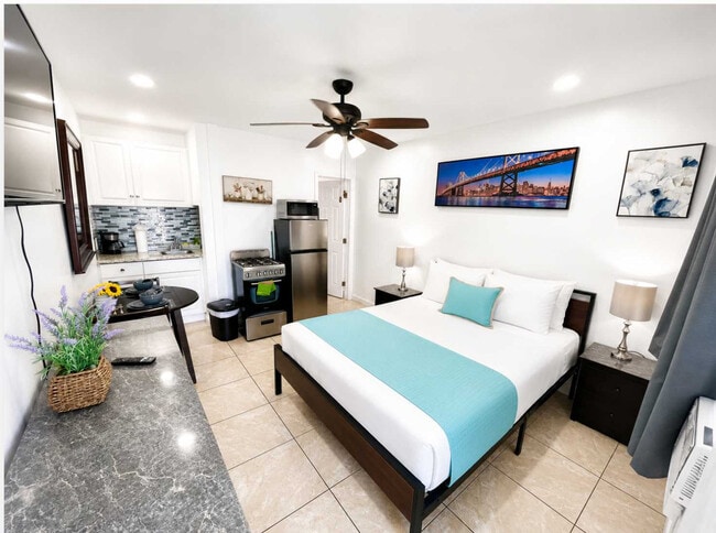Building Photo - 338 Van Buren St Unit SI FL1-ID1520224P