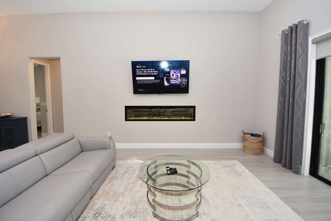 Photo - 13 Elder Dr Unit ID1261619P