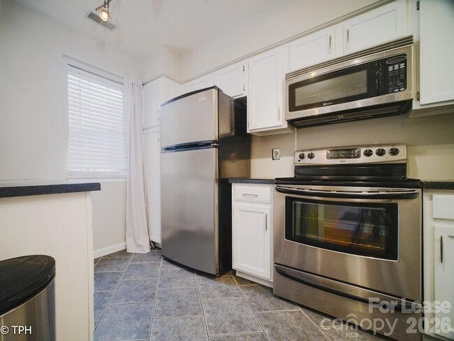 Photo - 6124 Heath Ridge Ct
