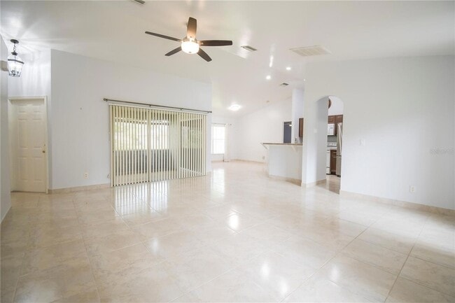 Photo - 4913 Cromey Rd