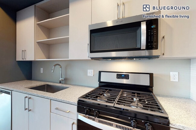 Photo - 79 Alexander St Unit FL3-ID995A