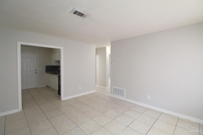 Photo - 10151 Guidy Ln