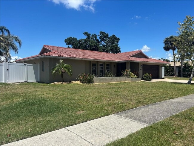 Building Photo - 2921 Captiva Dr