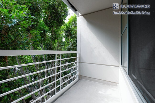 Photo - 2 Townsend St Unit SI FL4-ID1393