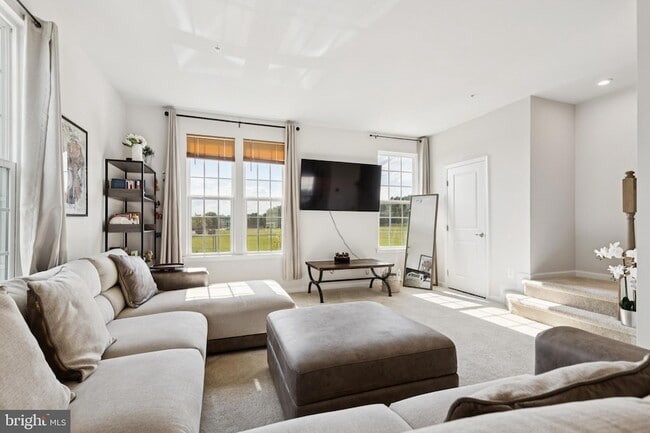 Photo - 274 Dr Andrews Way