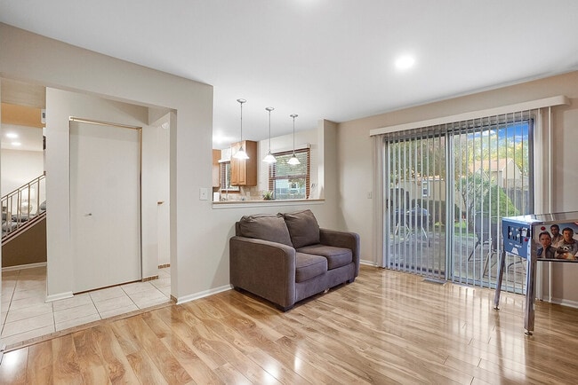 Photo - 2323 Woodview Ln Unit SI ID1285057P