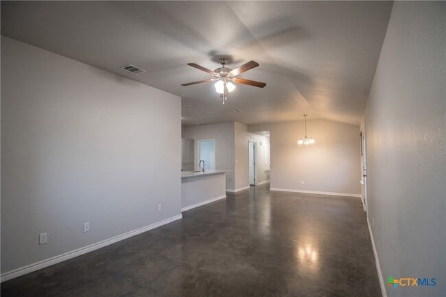 Photo - 300 Lowes Blvd Unit B