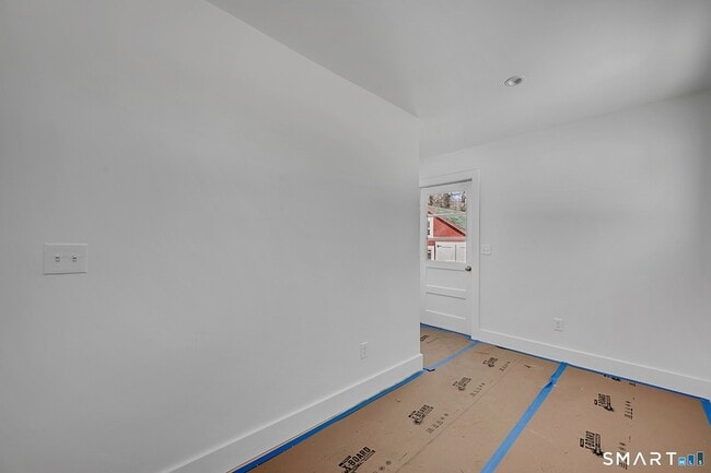 Photo - 220 Upper Grassy Hill Rd