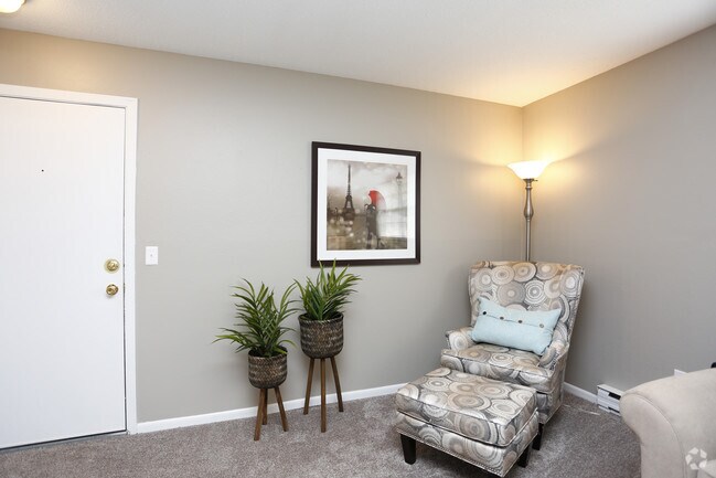 1 BR Executive - Modern - Arbor Landings