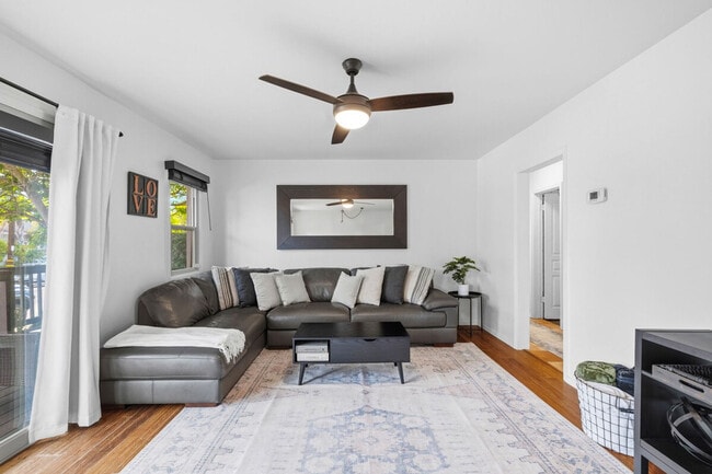 Building Photo - 3203 Apache Ave Unit SI ID1532842P